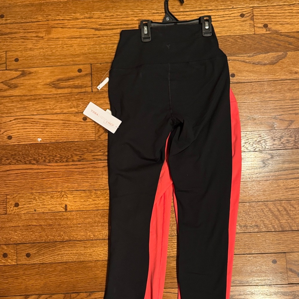 Yogalicious 2 pack black and claret red Leggings - Picture 3 of 8